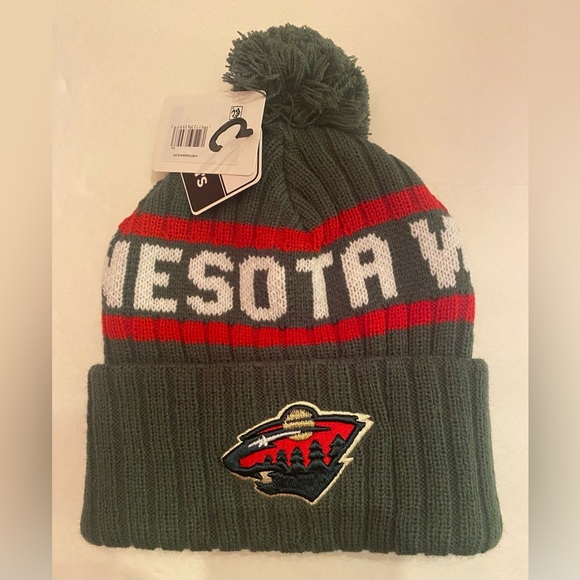 NHL Minnesota Wild Hockey Green Pom Pom Winter Hat Beanie One Size NWT - Picture 1 of 5